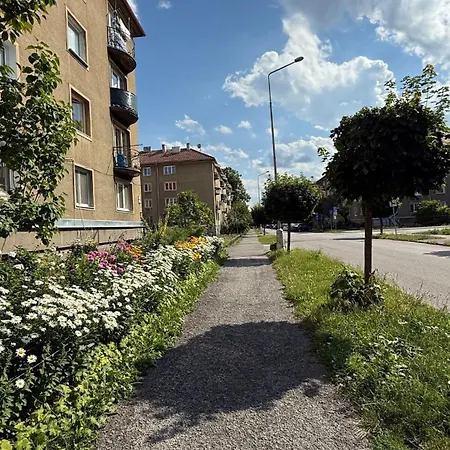 Апартаменты By The Fountain In The Center Of