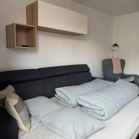 By The Fountain In The Center Of 아파트 *