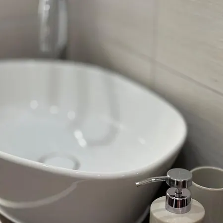 By The Fountain In The Center Of 반스카비스트리카