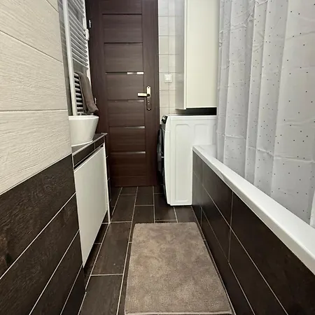 아파트 By The Fountain In The Center Of